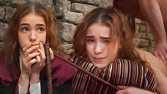 Hermione Granger Doživi Intenziven Užitek Z Novim Urokom