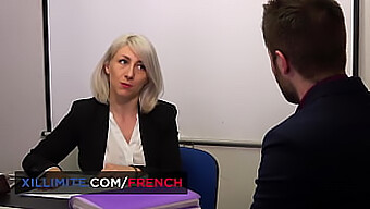 Milf Blondă Se Bucură De Sex Anal Și Oral În Lenjerie Intimă